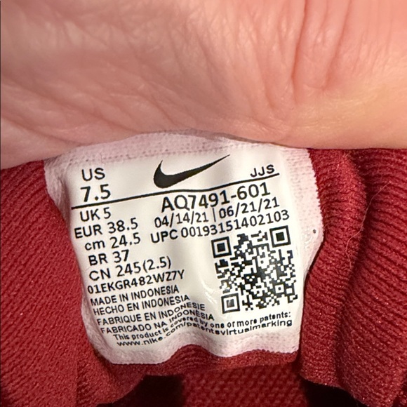 Nike Women’s Flex Trainer 9 / Metallic Copper / Black Size 7.5 - Picture 9 of 11